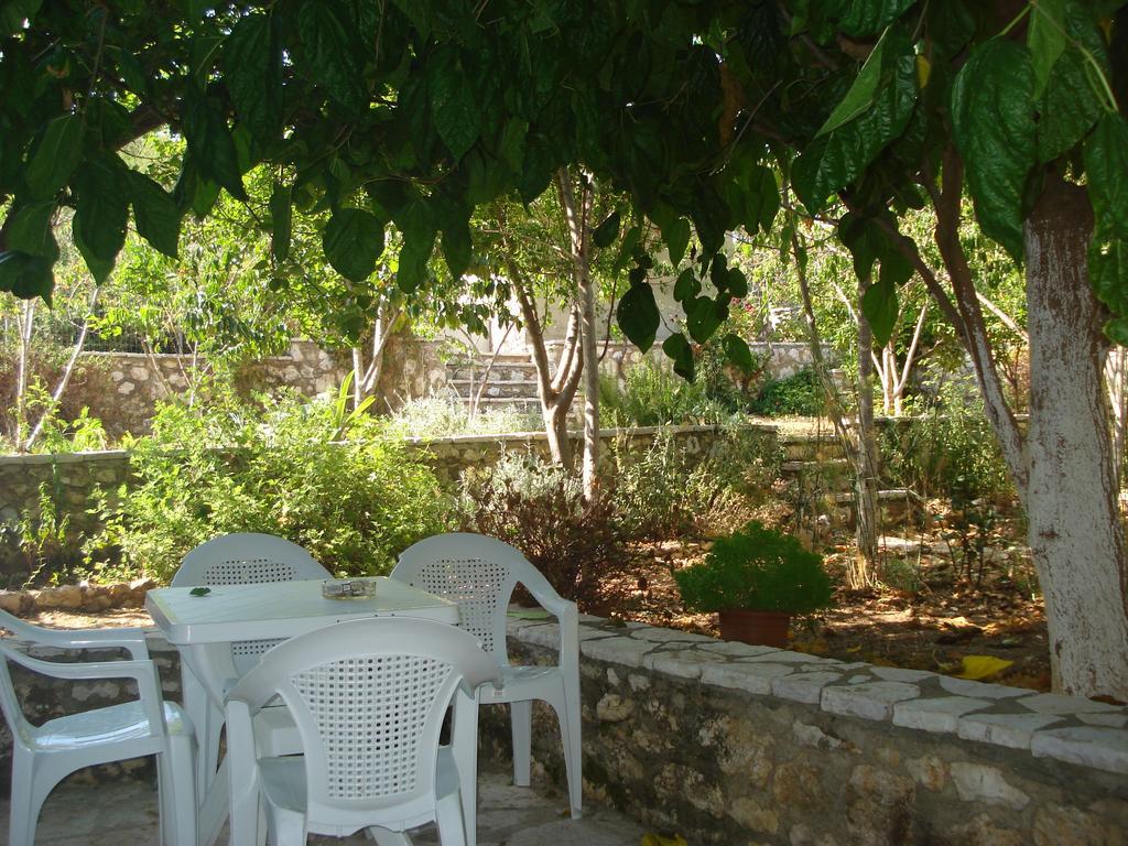 Santa Maria Rooms Agios Nikitas Exterior photo